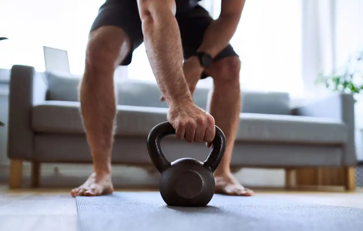 ¿Entrenar descalzo es mejor para tu salud?: una nueva tendencia que marca la diferencia