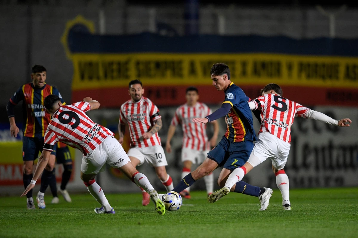 Sin aprobados, mirá el 1x1 de la derrota de San Martín contra Colegiales por 2-0
