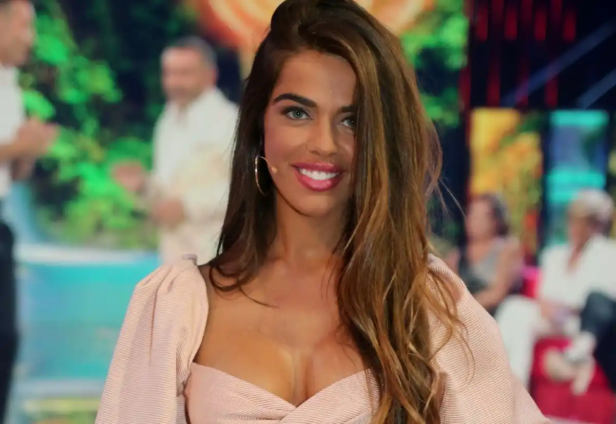 La influencer española Violeta Mangriñán revela cuánto cobraba en ‘Supervivientes’: “No volvería ni por 10 veces mi caché”