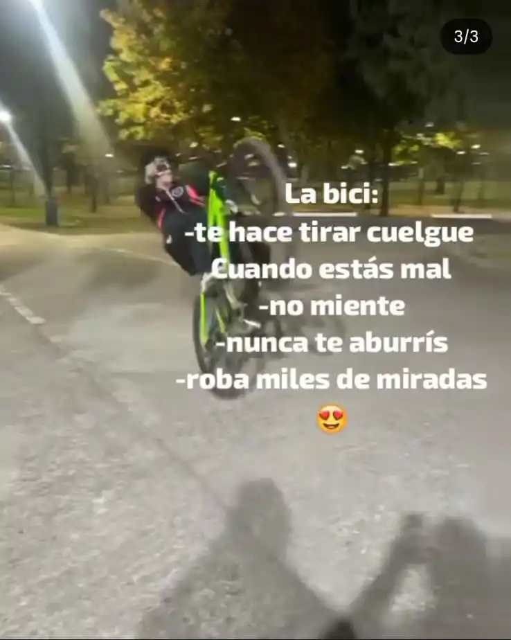 POSTURA. Uno de los posteos que publicaron los adolescentes en las redes sociales para defenderse de las críticas de vecinos.