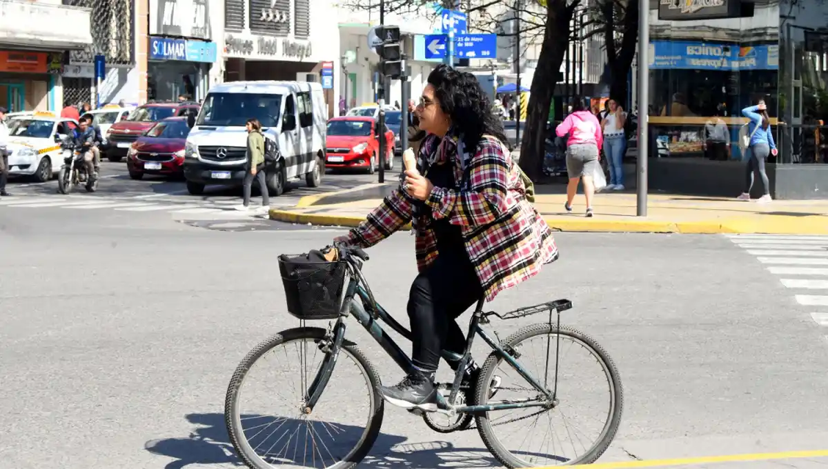 CHAU INVIERNO. La mañana del domingo fue la última con una mínima inferior a los 10 °C. 