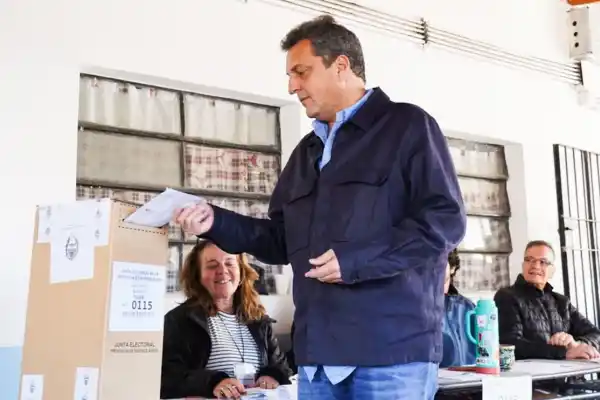 Sergio Massa: “La provincia de Buenos Aires va a mostrar hoy que recorre un camino, como en 2023”