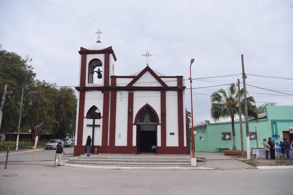 FACHADA. Nuestra Señora de la Candelaria, orgullo de Villa de Leales.