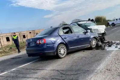 Tras el choque frontal sobre la ruta 9, identifican a las víctimas del accidente fatal en Leales