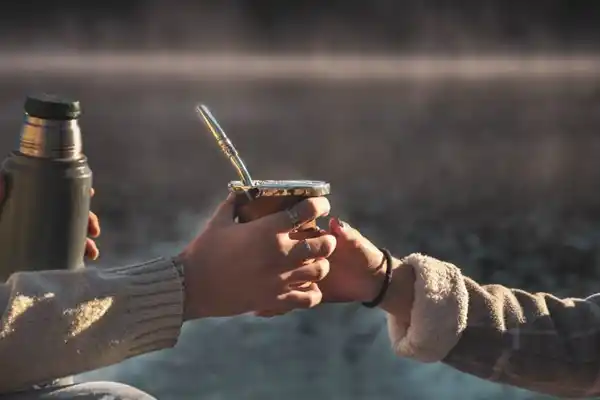 Cómo los jóvenes resignifican el mate en Argentina