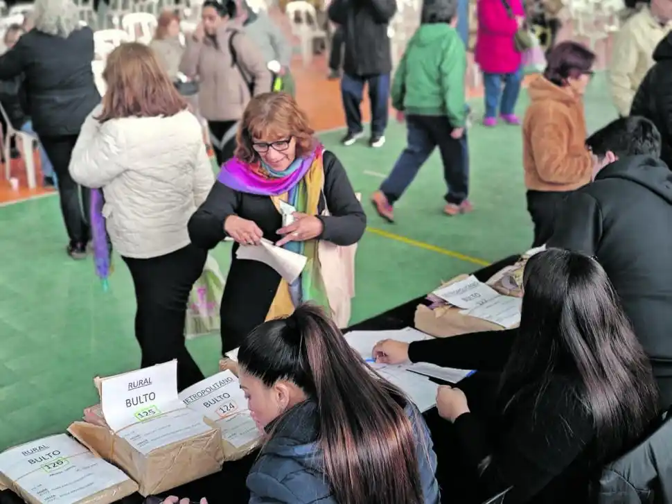 Boleto gratuito para jubilados: extienden hasta hoy la entrega en el Complejo Belgrano