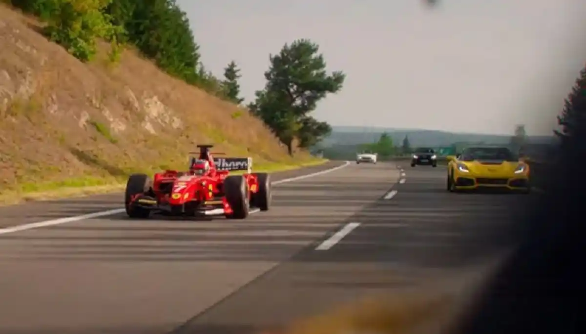 La increíble historia del “piloto fantasma de Ferrari”: el misterio de seis años que enloqueció a la Policía