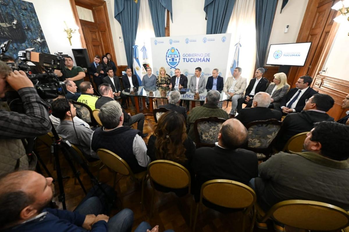 Con una inversión de más de $6.700 millones, el Gobierno anunció la reactivación de 135 viviendas en la capital tucumana