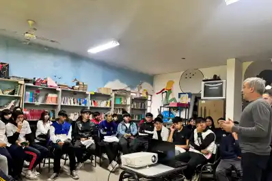 Bullying en Tucumán: José Cano reclama un plan integral contra la violencia escolar y el suicidio adolescente