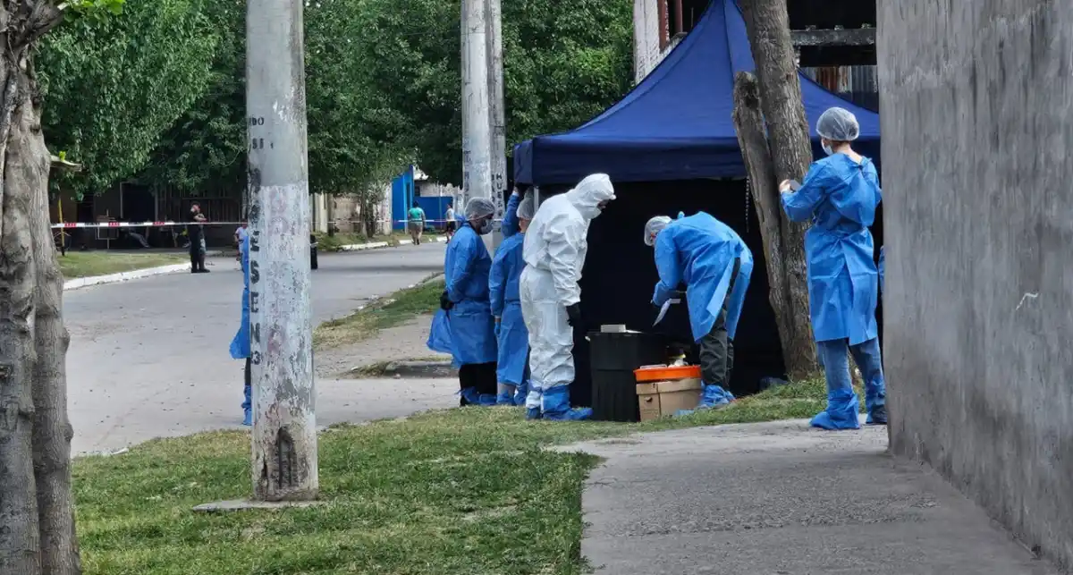 Banda del Río Salí: un joven fue asesinado a puñaladas y su primo, apodado Pelao, quedó detenido