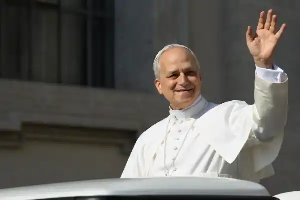 El papa León XIV cumple 70 años y el mundo le envía su saludo