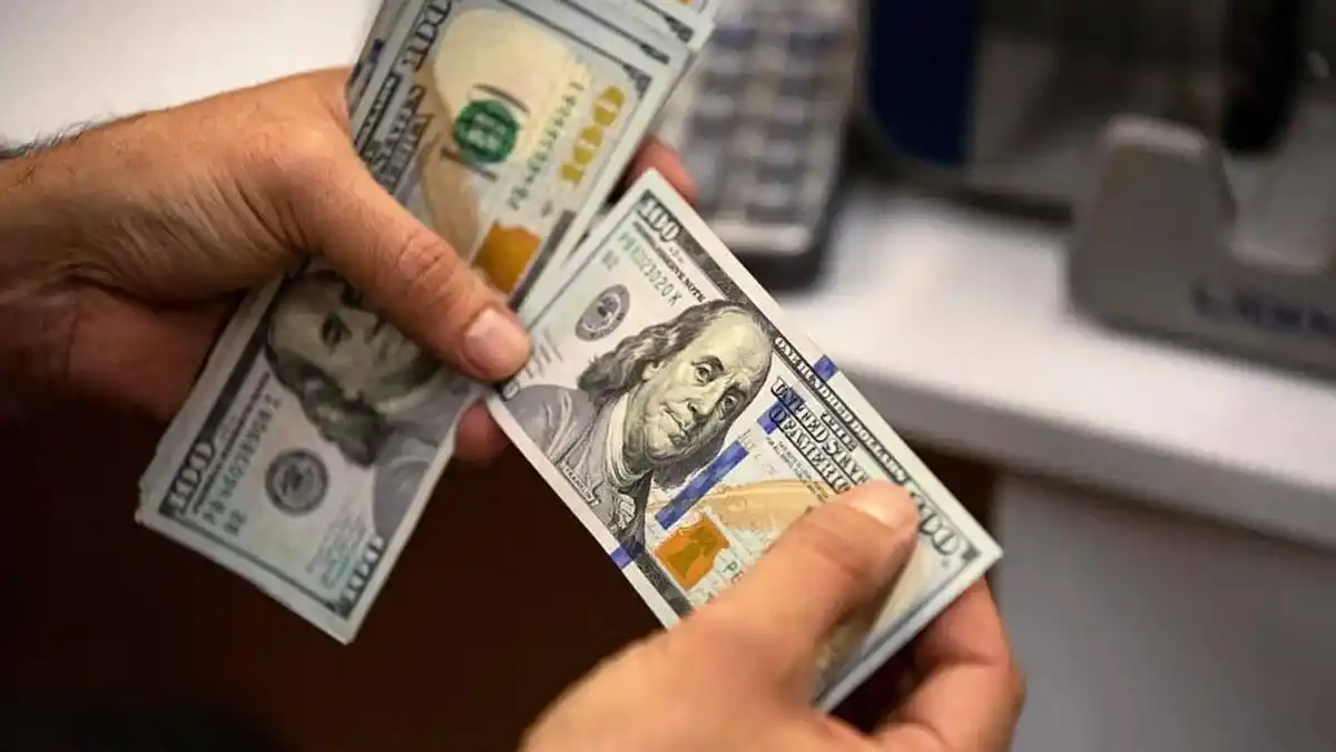 El dólar oficial volvió a subir y se acercó al techo de la banda: cuál fue la estrategia del Banco Central