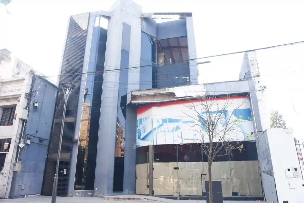 9 DE JULIO 142. Este es el inmueble que la Justicia eligió para que pueda funcional el Juzgado Federal N°3. LA GACETA/FOTO DE ANALÍA JARAMILLO