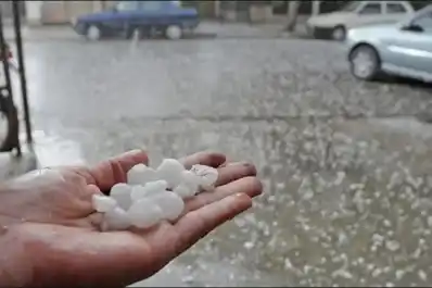Alerta amarilla en el norte argentino: dos provincias bajo aviso por fuerte caída de granizo