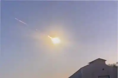 ¿Un meteorito a la vista?: qué fue el inquietante destello que cruzó el cielo de varias provincias argentinas