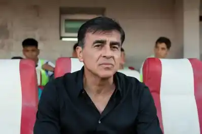 Gustavo Quinteros será el reemplazante de Julio Vaccari en Independiente; debutará en el clásico contra Racing