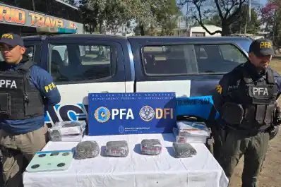 La Policía Federal secuestró más de cinco kilos de marihuana en 7 de Abril