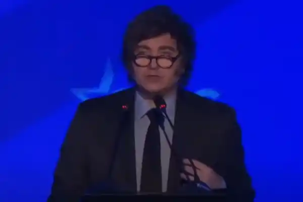 Javier Milei, en Paraguay: Cualquier opción moderada es funcional al sistema decadente