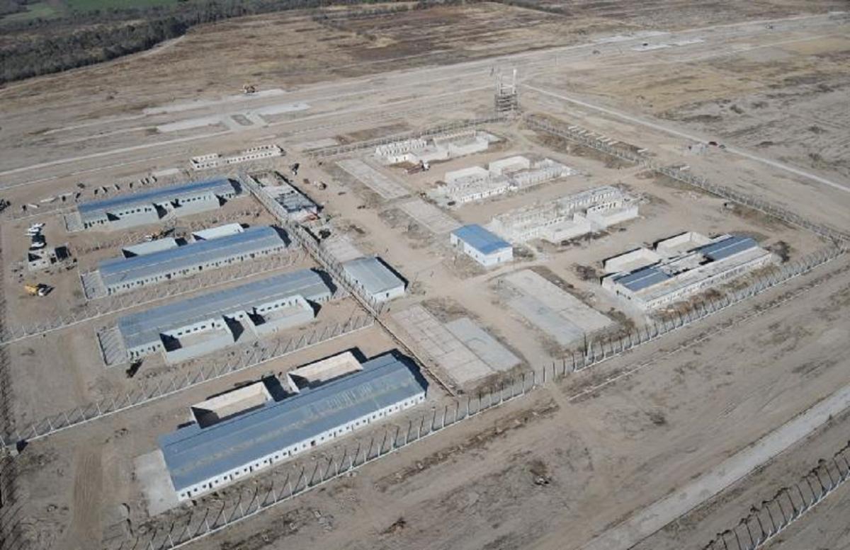 “El Gobierno provincial terminó pagando esta obra”, dijo Jorge Garber en la inauguración del penal de Benjamín Paz
