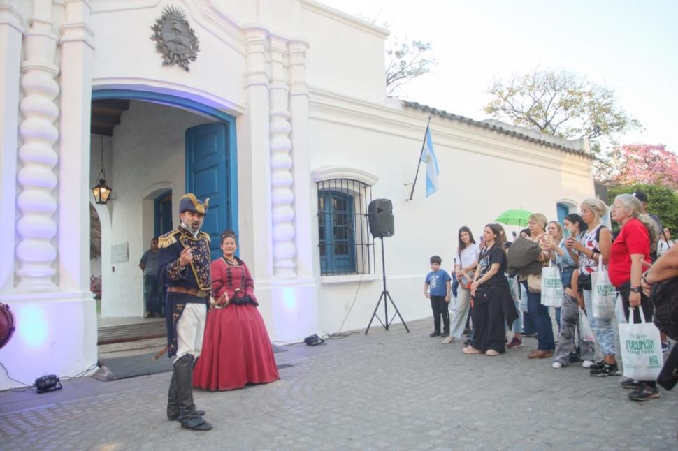FIN. En la última parada se unió mucha gente más.