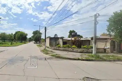 Hallan a un hombre asesinado a balazos en la capital: investigan un posible ajuste de cuentas familiar