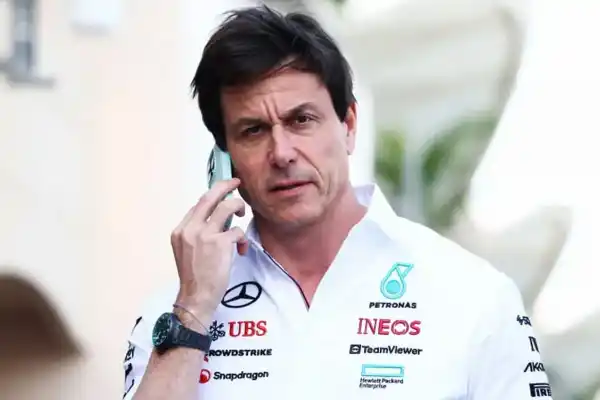 Toto Wolff sorprendió en la previa de Bakú: “No podemos dejar de lado a Alpine”