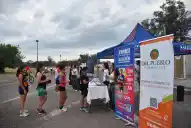 El parque 9 de Julio fue escenario de movimiento runner y emociones rumbo a los 21k de LA GACETA