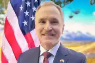 El Senado de EE.UU. confirmó a Peter Lamelas como nuevo embajador en la Argentina