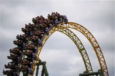 Cerraron una montaña rusa en Orlando tras la muerte de un visitante