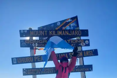Una tucumana conquistó el Kilimanjaro, la cumbre conocida como El techo de África