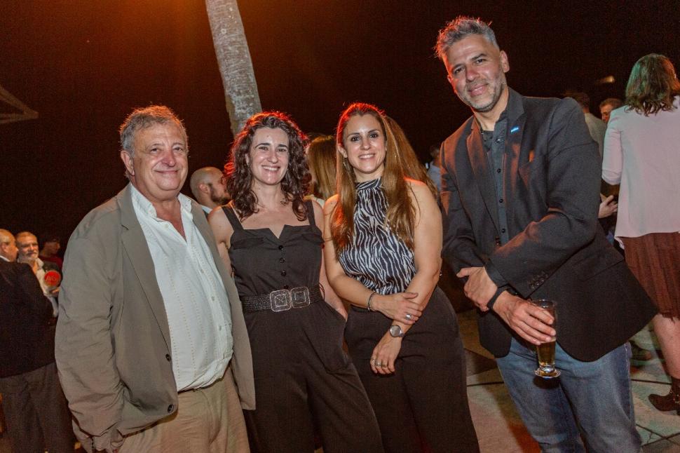 ENTRE AMIGOS. Alberto Núñez, Vanesa Solós, Maribel Mochón y Ramiro Lobo compartieron la velada.