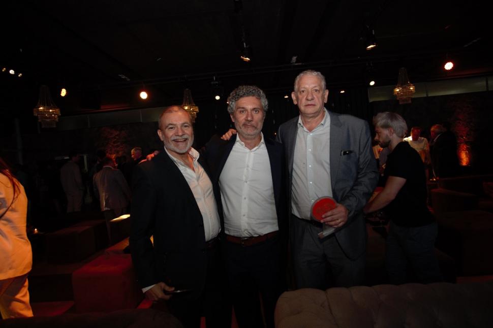 SIEMPRE CON PROYECTOS EN MARCHA. Rodolfo Chávez, Sebastián Budeguer y Federico van Mameren.