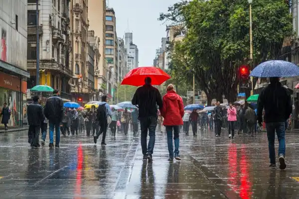 Siguen las alertas por tormenta: ¿qué provincias se verán afectadas este domingo?
