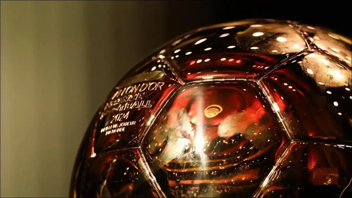 MÁXIMA EXPECTATIVA. En París se aguarda por el anuncio del ganador del Balón de Oro.