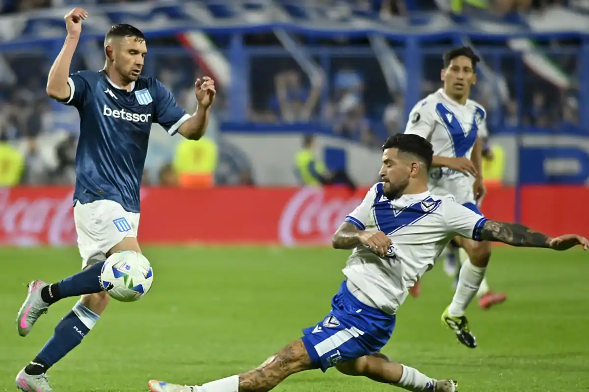 A TODO O NADA. Así jugarán Racing y Vélez el duelo de este martes en el Cilindro de Avellaneda.
