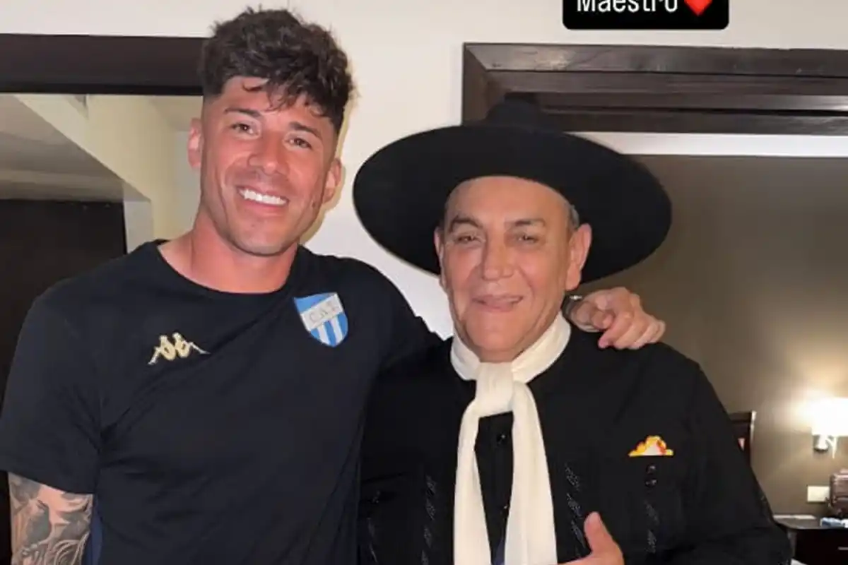 Matías Mansilla subió una foto junto al Chaqueño Palavecino.