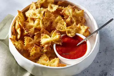 Snacks en freidora de aire: cómo hacer unos deliciosos chips con fideos