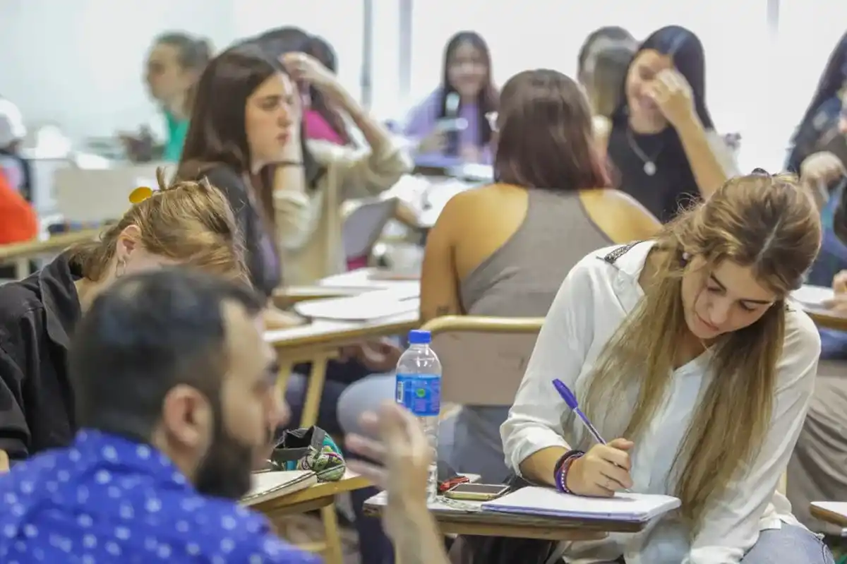 TENDENCIA UNIVERSITARIA. El CBC de la UBA refleja los cambios en las demandas del mercado laboral y en los intereses de las nuevas generaciones. / UBA SOCIALES
