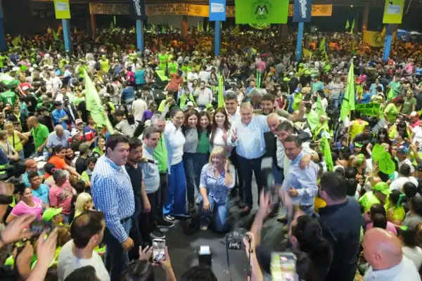 Central Córdoba: la Marea Verde expresó su apoyo a Jaldo y Tucumán Primero