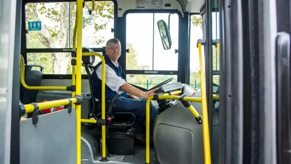 Día del colectivero: la curiosa razón por la que se celebra cada 24 de septiembre