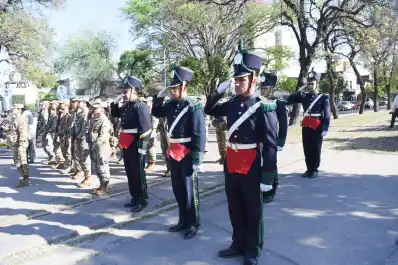 Batalla de Tucumán: el barrio La Ciudadela revivió el espíritu patrio con la “Caminata Histórica”