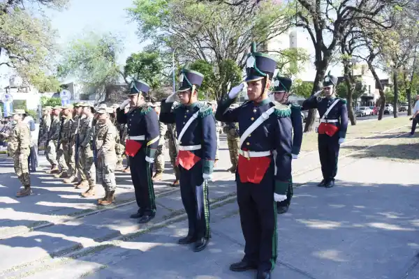 Batalla de Tucumán: el barrio La Ciudadela revivió el espíritu patrio con la “Caminata Histórica”