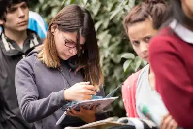 Convocatoria laboral 2025: cómo postular a más de 100 puestos en todo el país