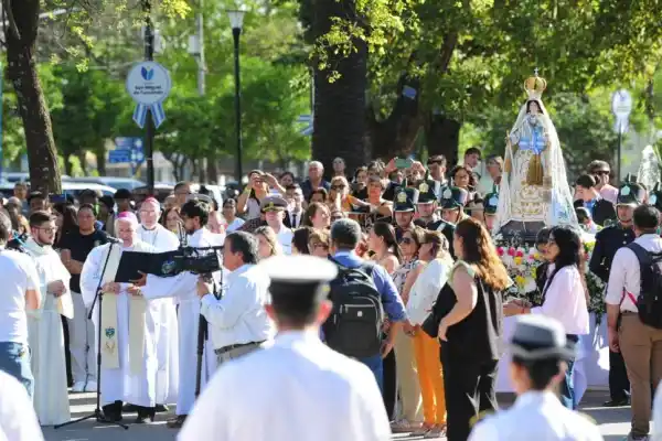 “¡Viva la madre de los tucumanos!”: Carlos Sánchez celebró la tradicional misa para honrar a la Virgen Generala