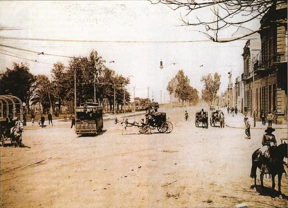 Recuerdos fotográficos: 1910. Comienzos del cambio en el transporte urbano