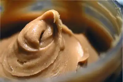 ¿Hasta qué punto es saludable la pasta de maní? La advertencia de los expertos