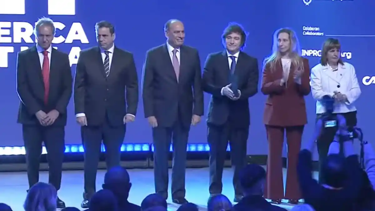 Javier Milei: “La solución no es volver al catastrófico sendero de las devaluaciones recurrentes”