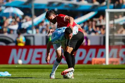 Racing e Independiente empataron 0-0 en un clásico intenso, pero sin emociones finales