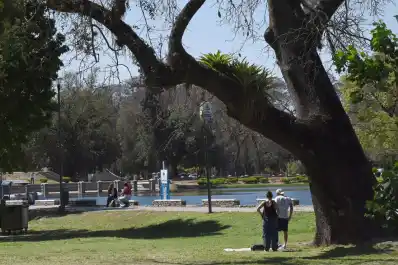 El tiempo en Tucumán: mucho sol para cerrar un fin de semana cálido y primaveral
