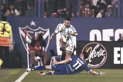 Atlético Tucumán cayó ante Vélez en Liniers y sigue sin ganar de visitante